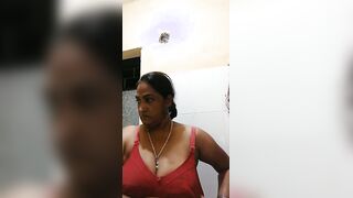 Punjabi aunty bathing and masterbat