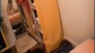 Elle aime etre prise en levrette avec sa lingerie