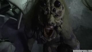 HORROR PORN – Female Spider