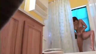 Stepdaughter 19 shaves pussy in shower (hidden cam)