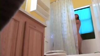 Stepdaughter 19 shaves pussy in shower (hidden cam)