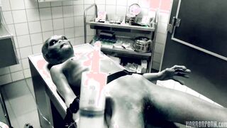 HORROR PORN – Roswell UFO