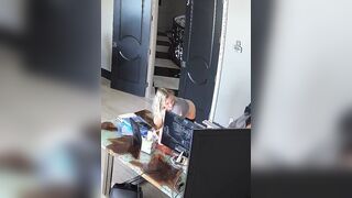 كميرات المراقبة تكشف خيانة زوجة مع عمها