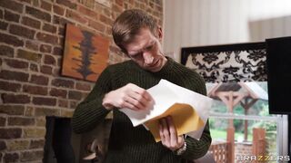 Sneaky girlfriend one last fuck