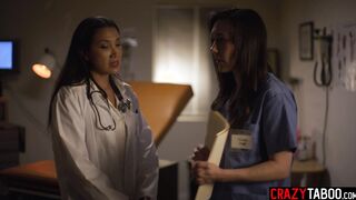Panic nurse asked doctor for the help