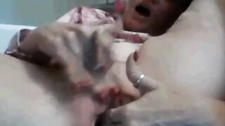 German Amateur Rubs Her Pussy On Webcam