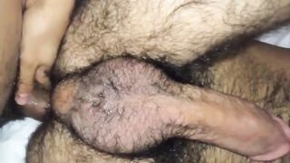 Bareback Webcam Amateur Takes on Hairy Hunk's Virgin Ass