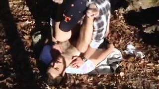 Osos amateur se divierten al aire libre