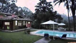 Morena gostosa do rabão fudendo