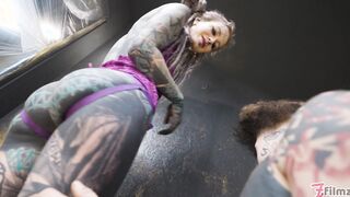 Alt dominatrix pegging tattooed worker