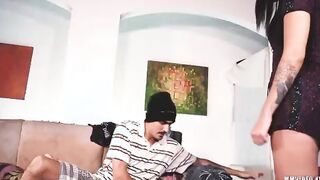 Morena gostosa do rabão fudendo com o dotado