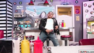 You cant jerk your dick off in my diner