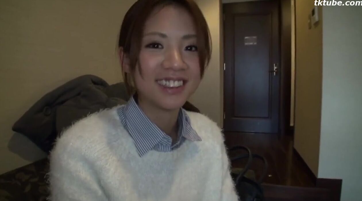 Aoi Kashiwagi 22 years old Chapter 2 Breast milk - SDNM-051