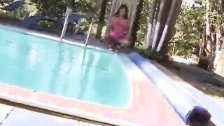 Mulata gostosa do rabão fudendo com o negão dotado