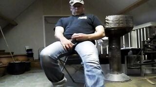 Big-Cock Farmer Daddy Jerks Off