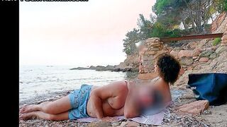 BEACH FUCK INFIDELITY WEEKEND： I fuck the slut wife on the beach