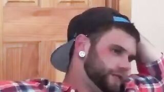 Straight Guy Gets Serviced by a Daddy
