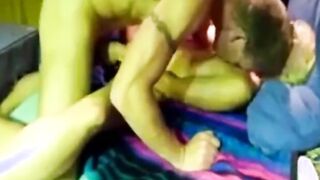 Deutsches Amateurpaar teilt seine Frau mit einem anderen Mann