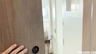 Creampie my hot stepmom while we vacation alone