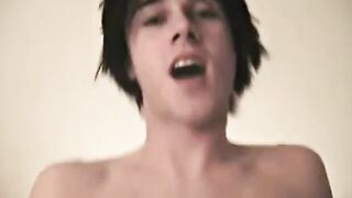 Emo Twink Amateur Bareback Fuck