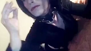 Crossdresser Emo Masturbation