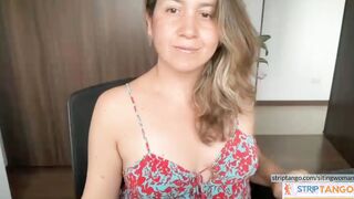 sitingwoman Online sex chat at stripTango