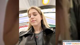 Kira_Miu Sex chatroom at stripTango