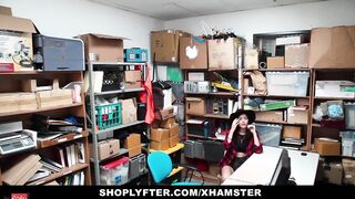 Shoplyfter- Hipster Shoplyfter Caught between two cocks
