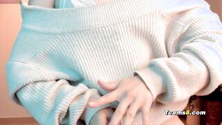 Ash blonde trap wanks her babecock