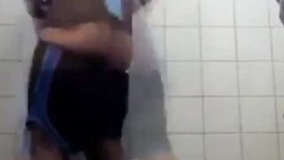 Bareback Amateur Anal in the Bathroom