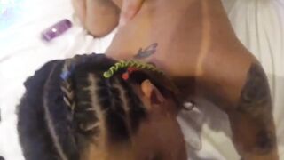 Loirinha gostosa do rabão fudendo com dois