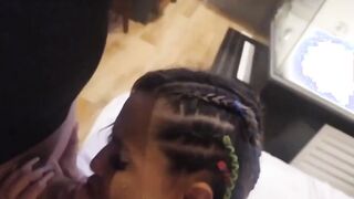 Loirinha gostosa do rabão fudendo com dois