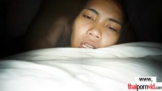 Amateur Thai MILF satisfying a farang
