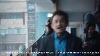 Красивую студентку трахнули 2 парня 1