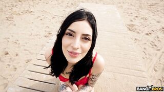 Perfect Booty In Public