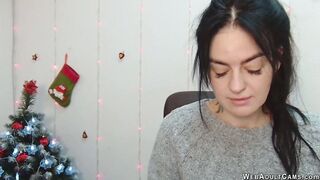 Brunette amateur babe chatting on webcam solo show