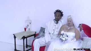 Old Lady bride gets oral before rides