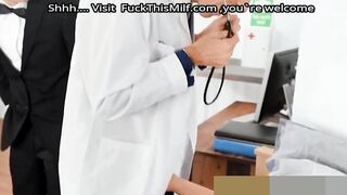 Doctor Danny Cures Kiki Daniels' Cold Feet With His Enormous Thick Cock