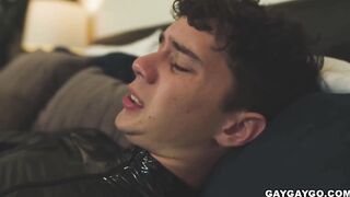 Ethan Sinns loves dominating twinks like Sam Ledger