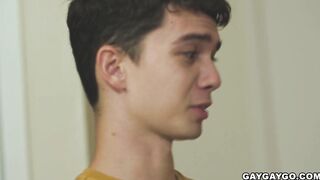 Ethan Sinns loves dominating twinks like Sam Ledger