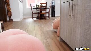 Using all my power to fuck the busty hot maid