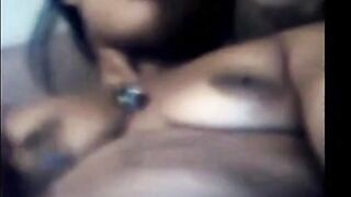 Indian Girl Masturbating on Webcam