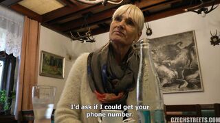 Czech Streets 113: Tour-guide from Karlstejn