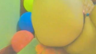 Juicy Colombian Milf Teasing on Webcam