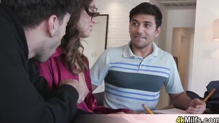 When the geeky MILF teacher is just too sexy