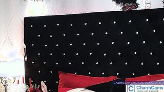 InannaIshtar18 Adult cam live chat at CharmCams