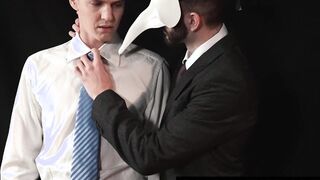 Tucker Barrett face fucking Sage Roux