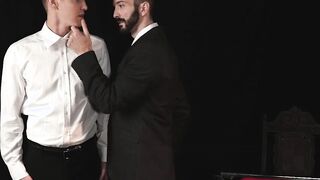Tucker Barrett face fucking Sage Roux