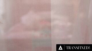TRANSFIXED - Living Dolls Brittney Kade & Lauren Phillips Discover Satisfaction While The Master Is Away