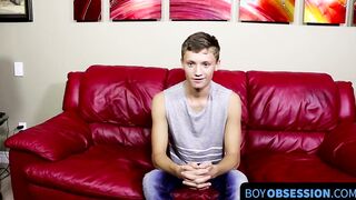 Matthew shows his cute twink body and jerks off his dick